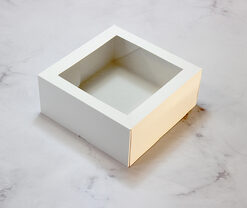 MEDORO CAJA CUADRADA CON VENTANA BCA 25*25*10 CTMCV001 *25U